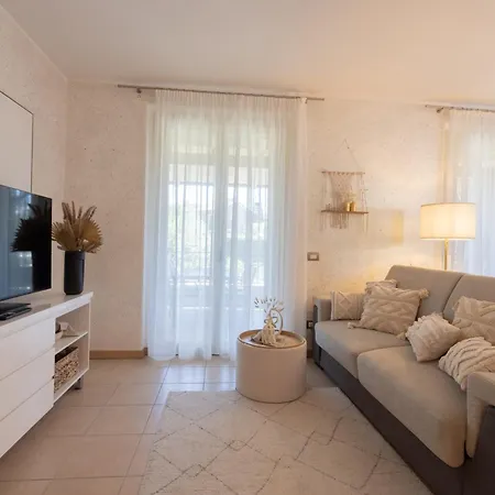 Lorry Living Soluna * Cavalcaselle