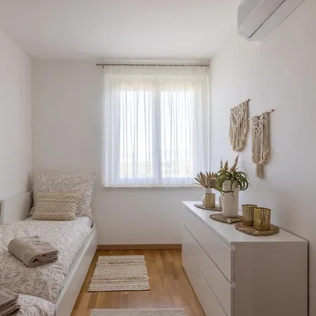 Διαμέρισμα Lorry Living Soluna