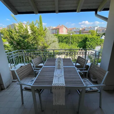Lorry Living Luxury - Peschiera Apartament *