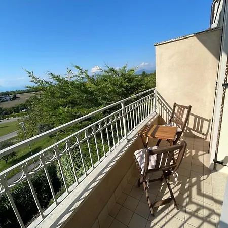 Lorry Living Luxury - Peschiera Apartament