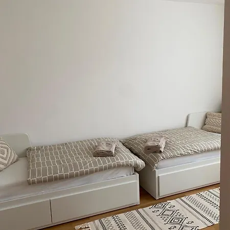 Lorry Living Luxury - Peschiera * Cavalcaselle